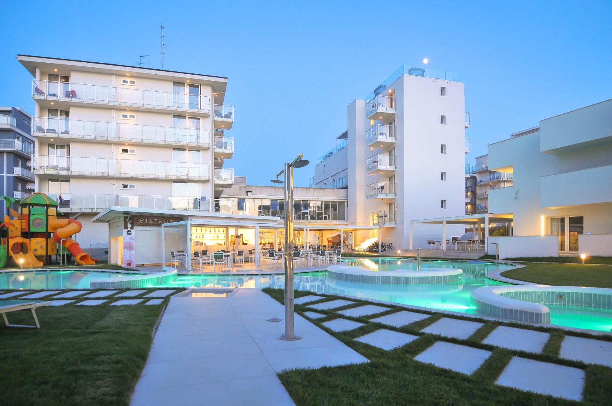 Marina Palace Hotel 4 Stelle S กาออร์เล ภายนอก รูปภาพ