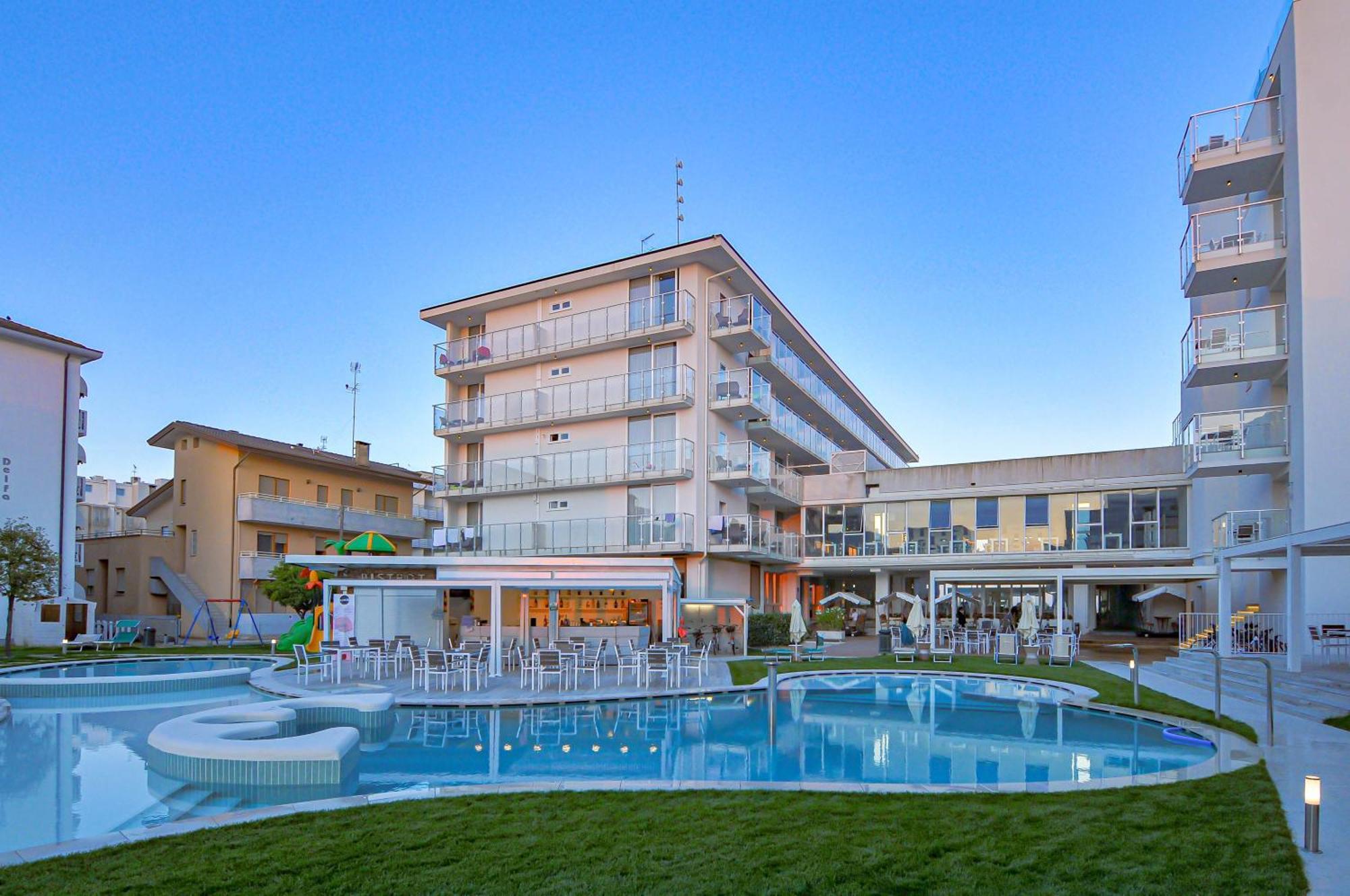 Marina Palace Hotel 4 Stelle S กาออร์เล ภายนอก รูปภาพ
