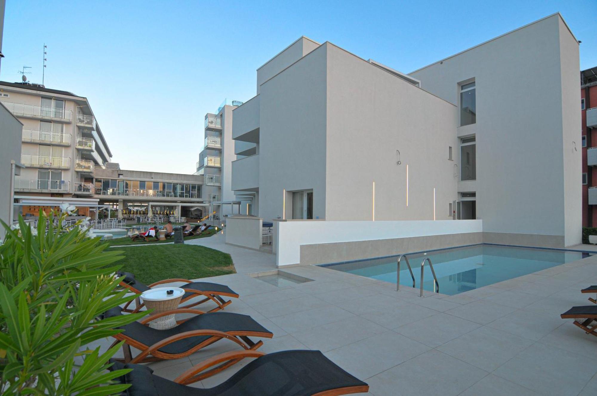 Marina Palace Hotel 4 Stelle S กาออร์เล ภายนอก รูปภาพ