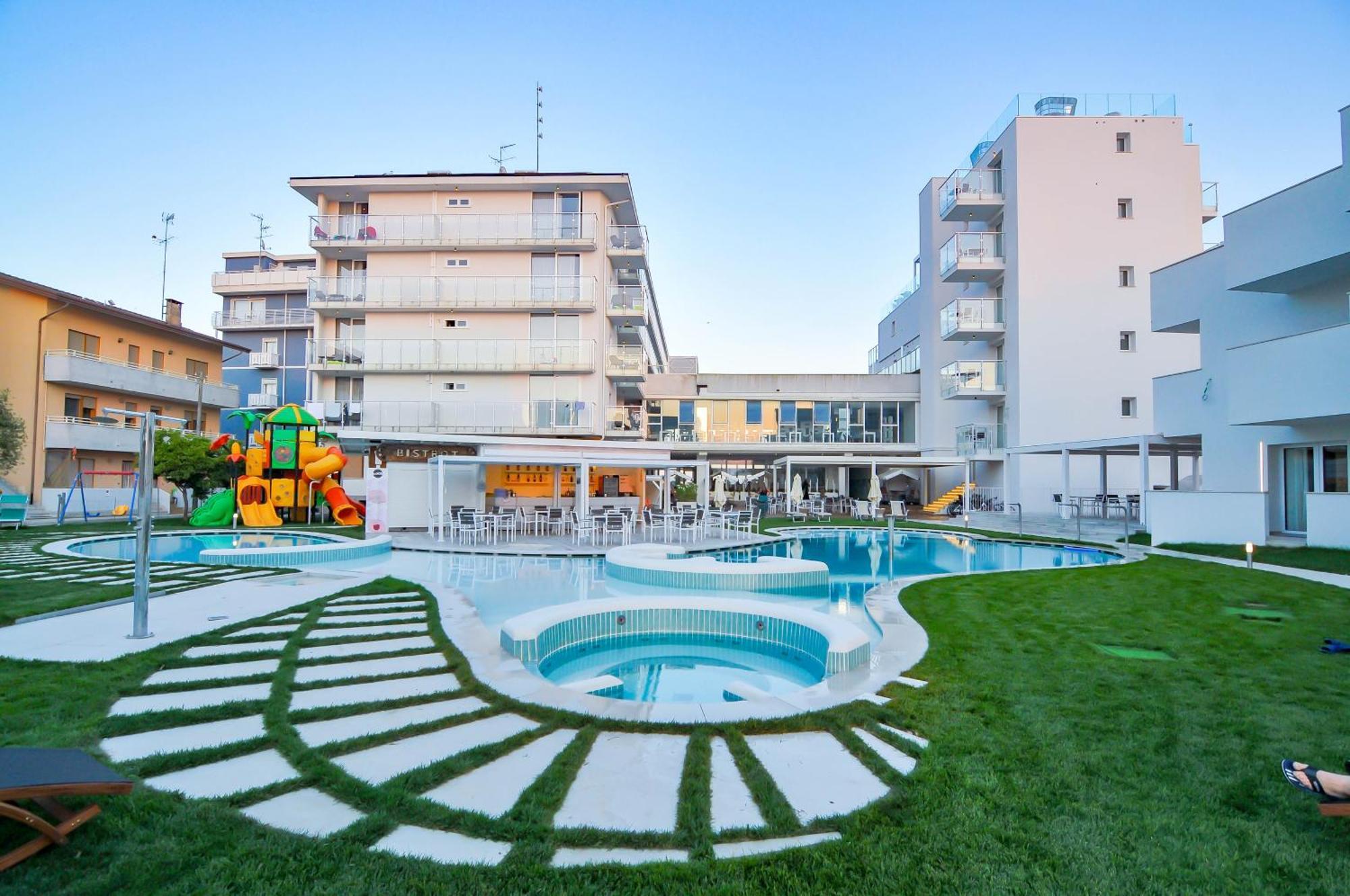 Marina Palace Hotel 4 Stelle S กาออร์เล ภายนอก รูปภาพ