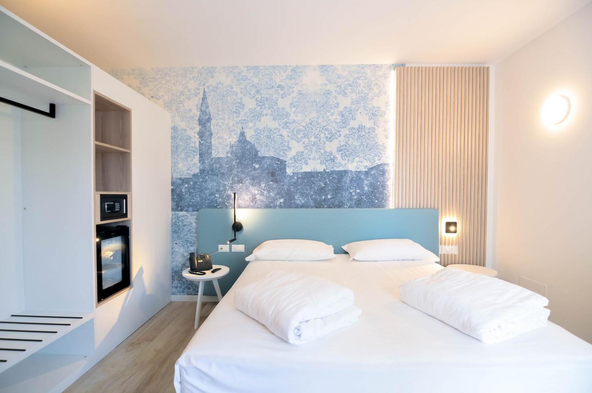 Marina Palace Hotel 4 Stelle S กาออร์เล ภายนอก รูปภาพ