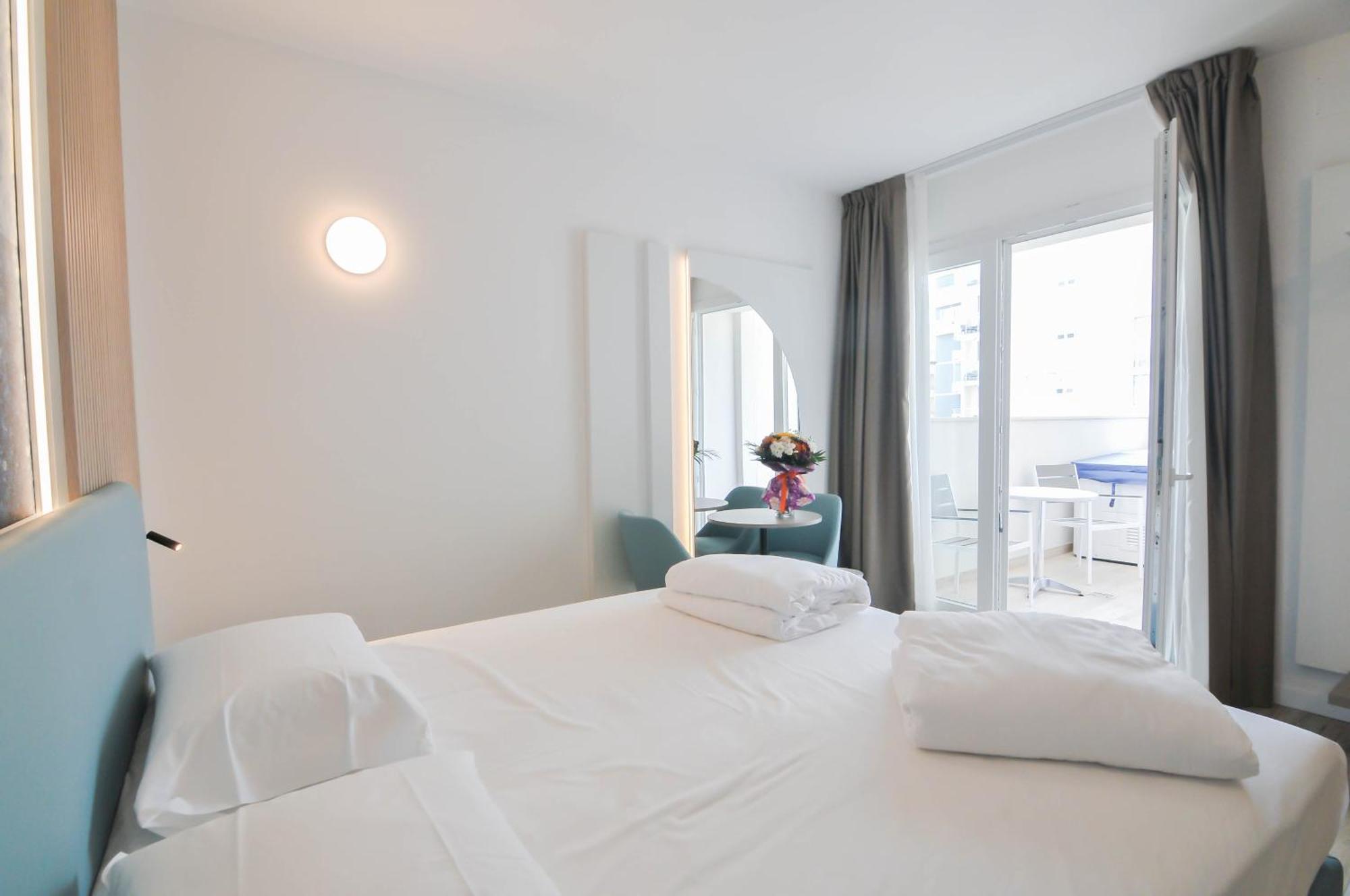 Marina Palace Hotel 4 Stelle S กาออร์เล ภายนอก รูปภาพ