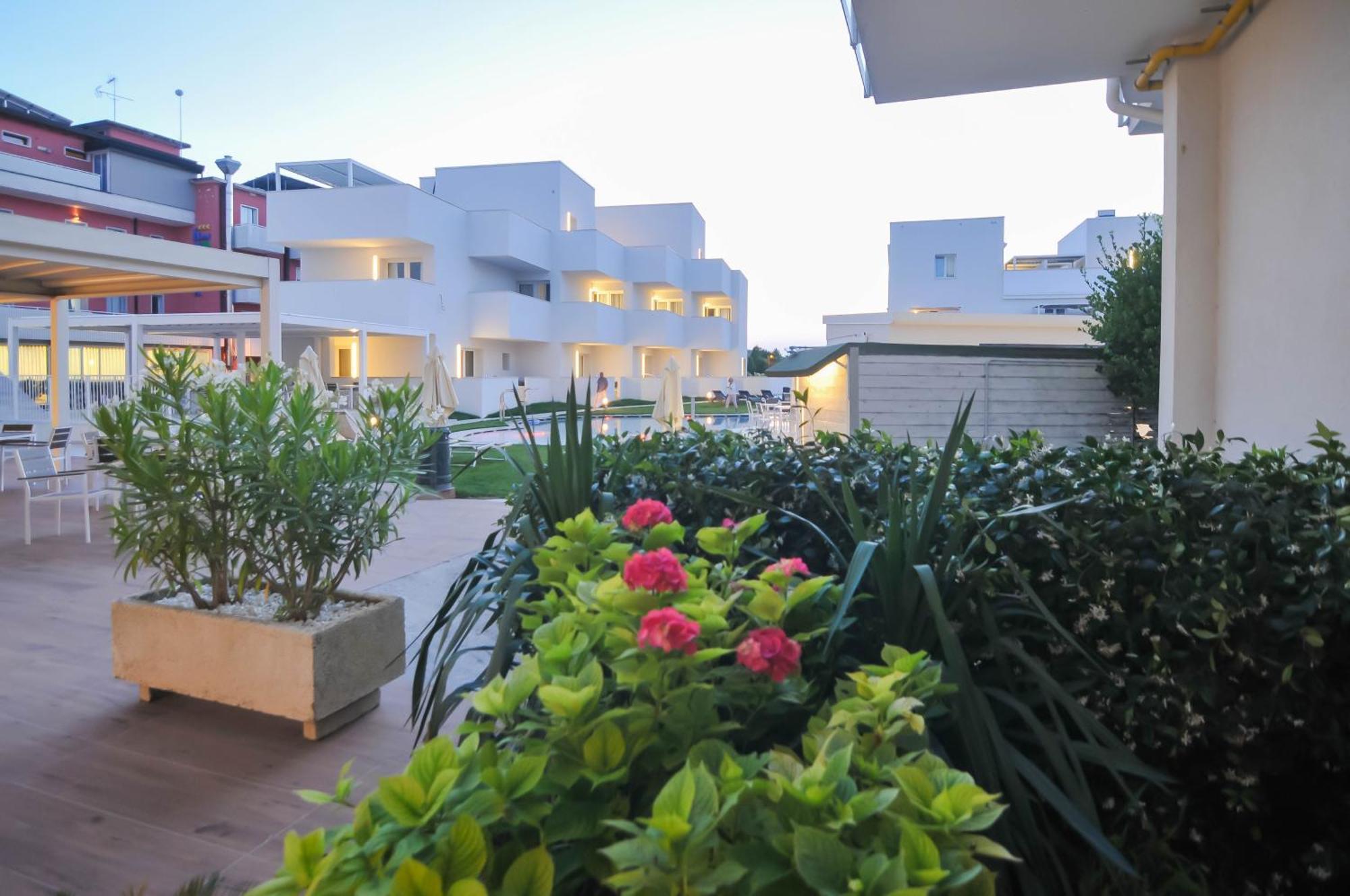Marina Palace Hotel 4 Stelle S กาออร์เล ภายนอก รูปภาพ